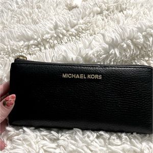 Jet Set Travel Large Saffiano Leather Quarter-Zip Wallet